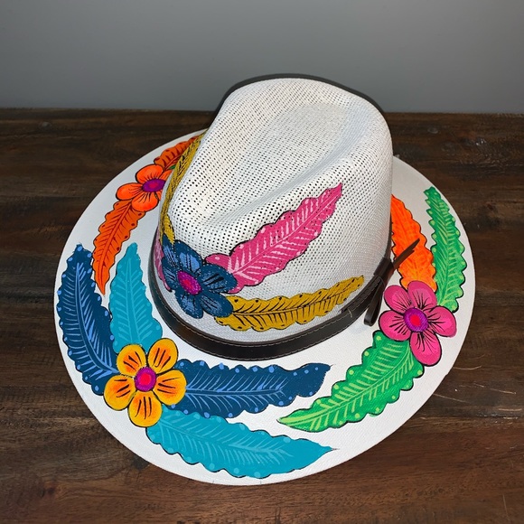 Women’s Hand Painted Mexican Sombrero Hat - Picture 10 of 13